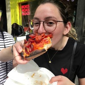 Meet your Posher, Amanda